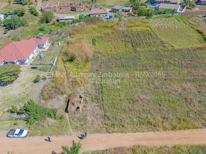 Residential Stand for Sale in Norton, Norton