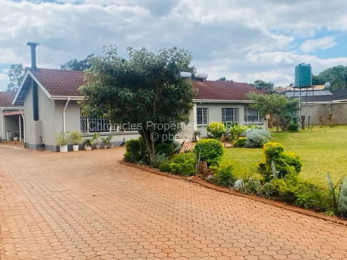 4 Bedroom House to Rent in Vainona, Harare