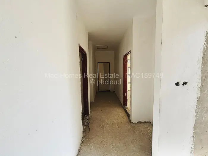 Townhouse/Complex/Cluster for Sale in Borrowdale West, Harare