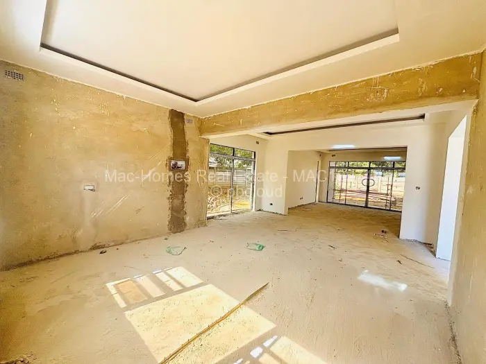 Townhouse/Complex/Cluster for Sale in Borrowdale West, Harare