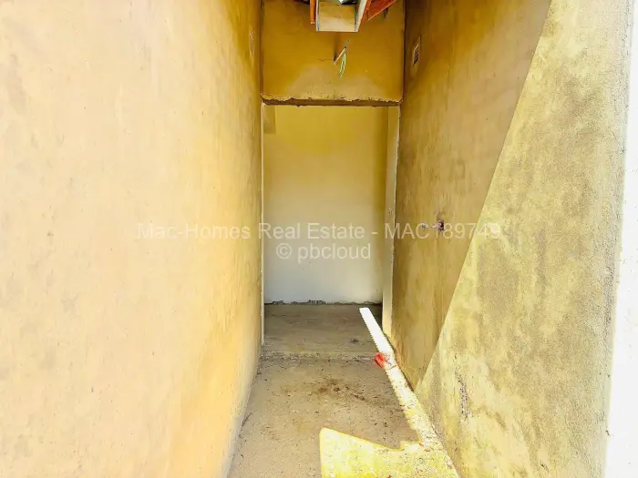 Townhouse/Complex/Cluster for Sale in Borrowdale West, Harare