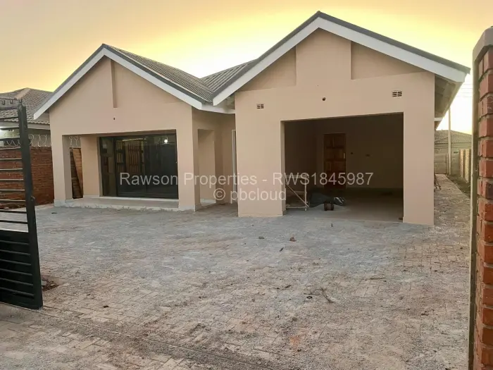 4 Bedroom House for Sale in Falcon Park, Harare