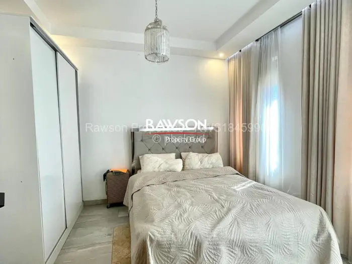 6 Bedroom House for Sale in Arlington, Harare