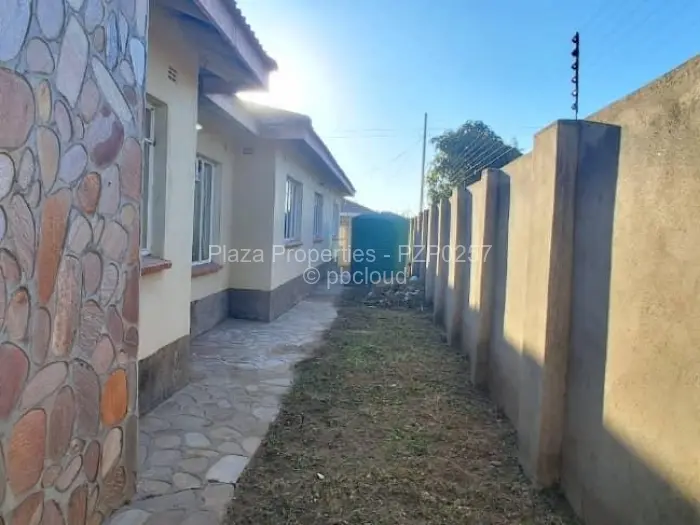 3 Bedroom House to Rent in Waterfalls, Harare