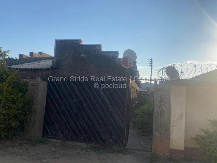 4 Bedroom House for Sale in Chitungwiza, Chitungwiza