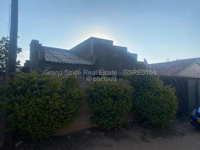 4 Bedroom House for Sale in Chitungwiza, Chitungwiza