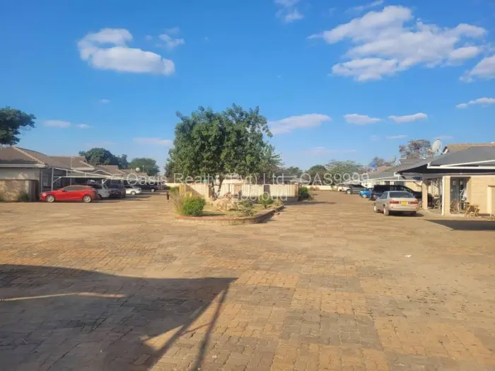 Townhouse/Complex/Cluster for Sale in Waterfalls, Harare