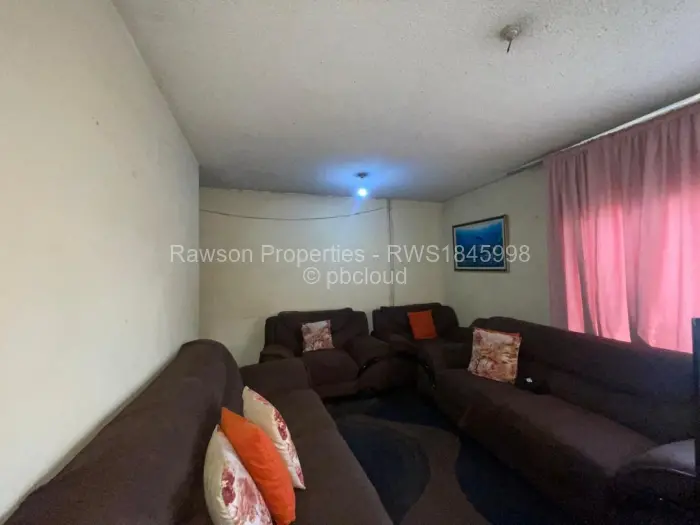 Flat/Apartment for Sale in Glen Norah, Harare