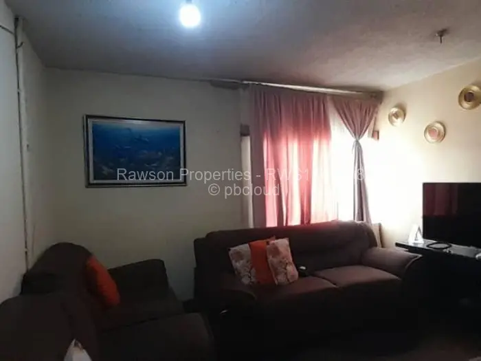 Flat/Apartment for Sale in Glen Norah, Harare