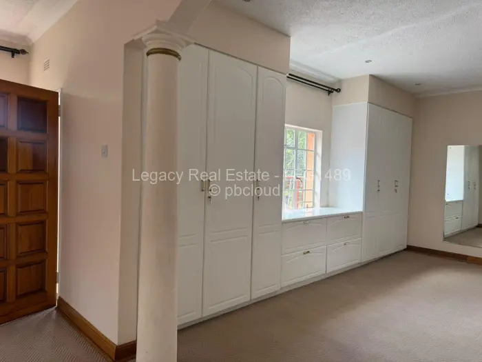 5 Bedroom House to Rent in Glen Lorne