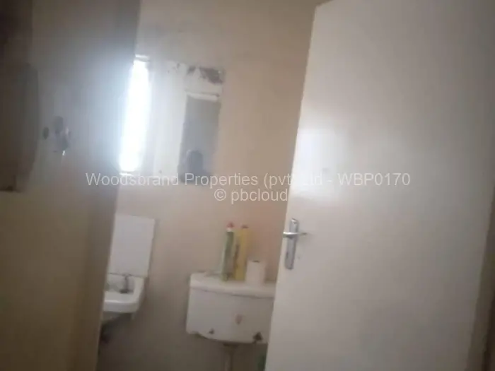 Flat/Apartment for Sale in Glen Norah, Harare