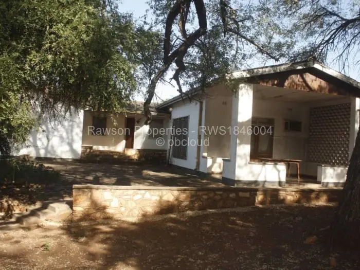 3 Bedroom House for Sale in Chiredzi, Chiredzi