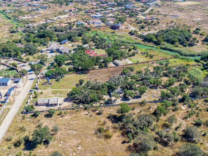 Commercial Stand for Sale in Windsor Park, Ruwa