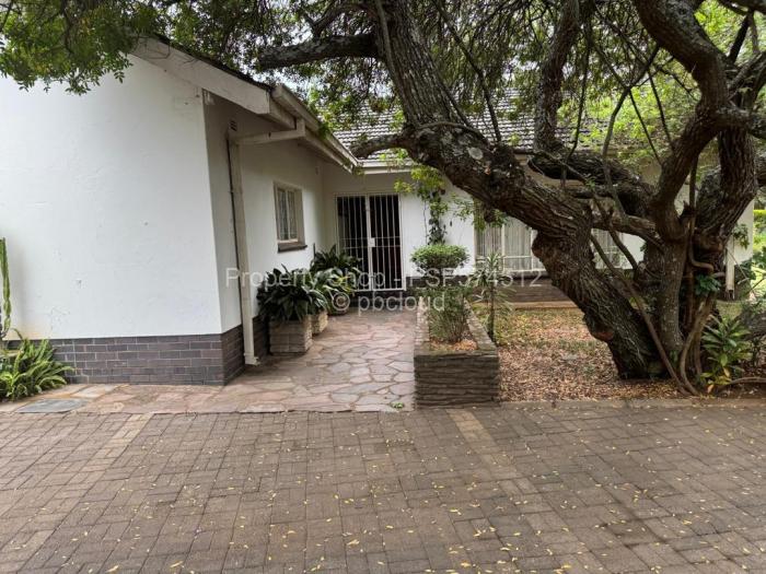 3 Bedroom House to Rent in Alexandra Park, Harare