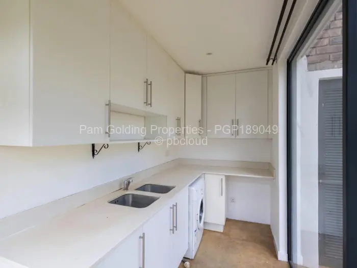Townhouse/Complex/Cluster to Rent in Highlands