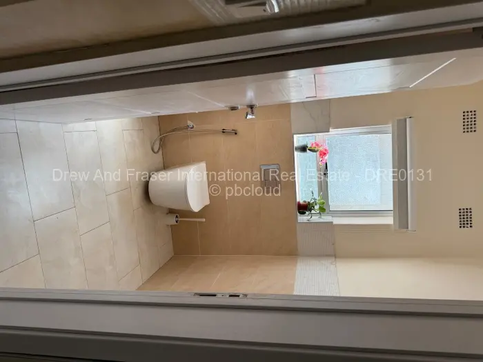 4 Bedroom House to Rent in Greystone Park