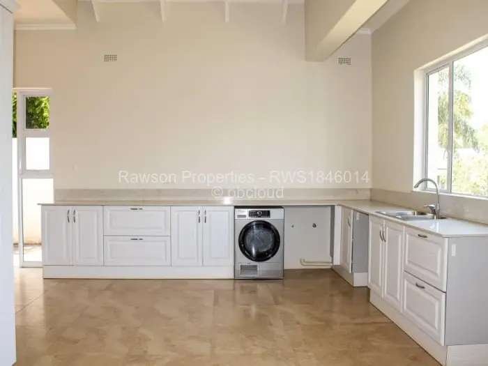 Townhouse/Cluster for Sale in Helensvale, Harare