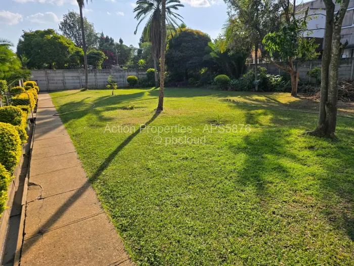 2 Bedroom Cottage/Garden Flat for Sale in Avondale, Harare