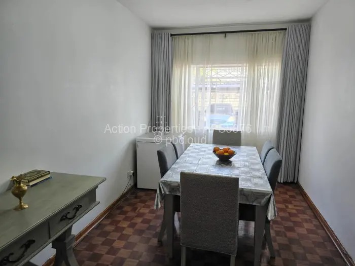 2 Bedroom Cottage/Garden Flat for Sale in Avondale, Harare