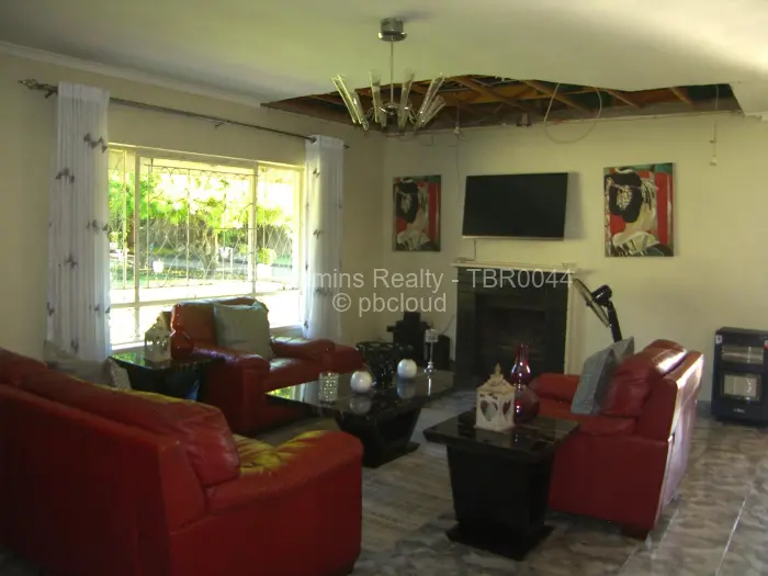 4 Bedroom House for Sale in Northwood, Harare