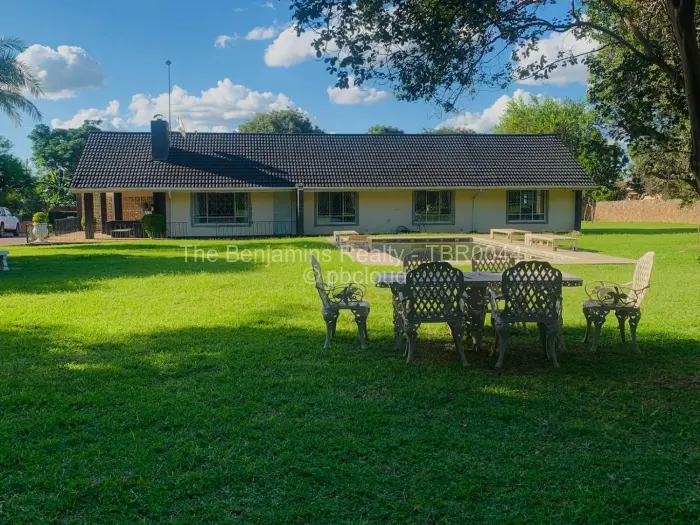 4 Bedroom House for Sale in Northwood, Harare