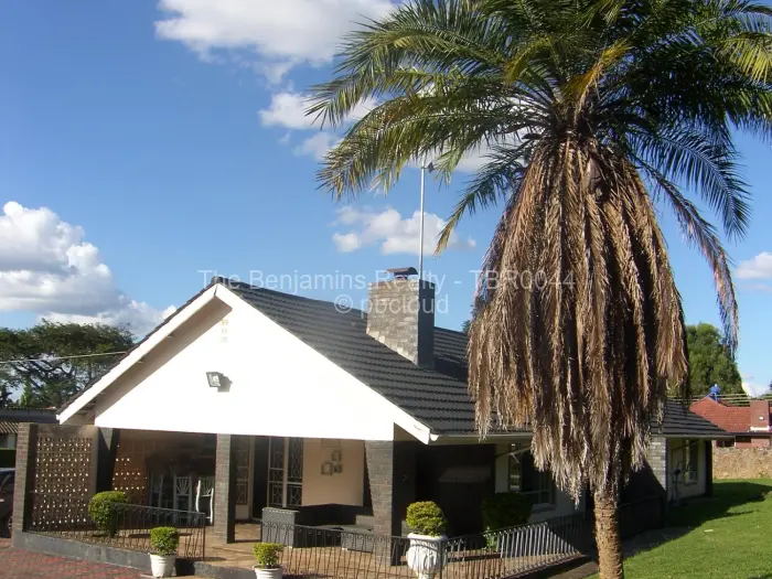 4 Bedroom House for Sale in Northwood, Harare