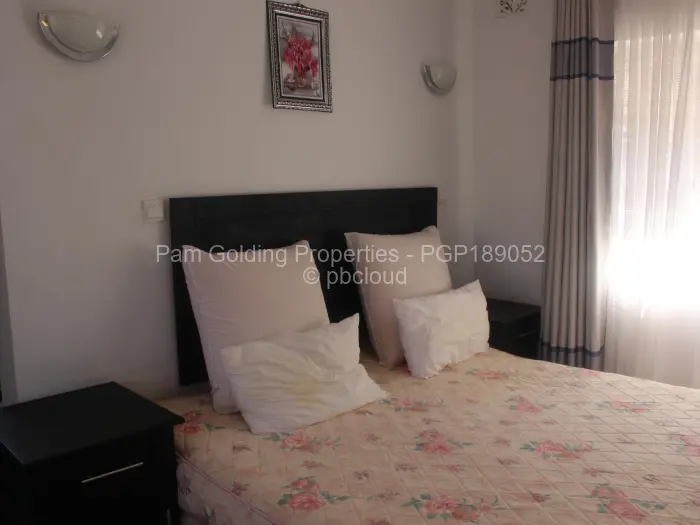 4 Bedroom House to Rent in Greendale North