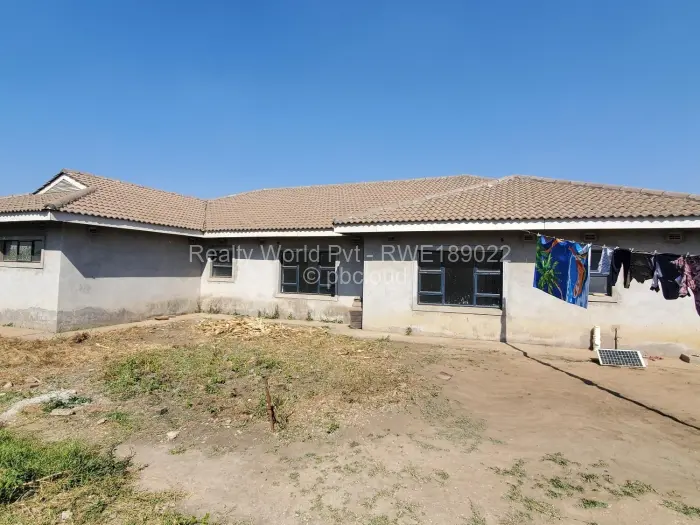 4 Bedroom House for Sale in Sandton Park, Harare