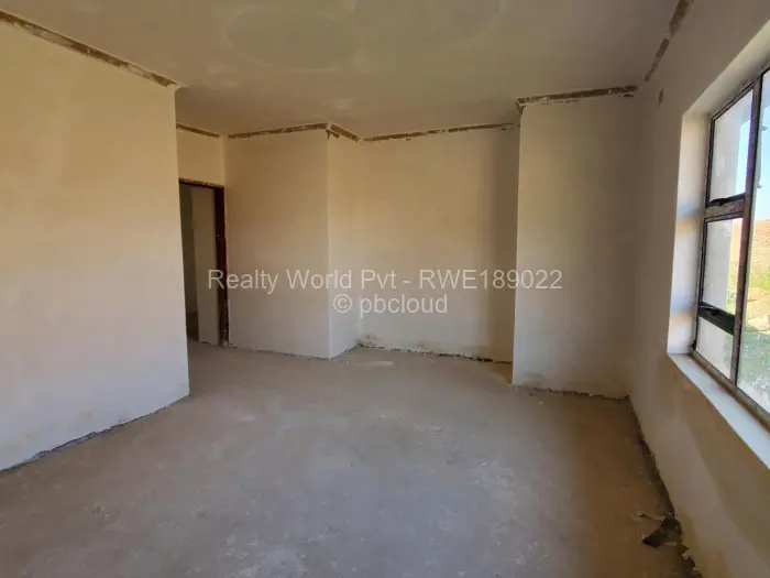 4 Bedroom House for Sale in Sandton Park, Harare