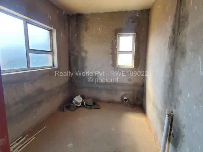4 Bedroom House for Sale in Sandton Park, Harare