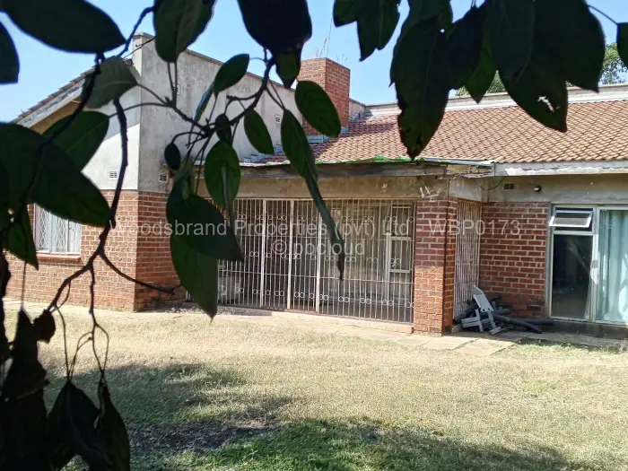 5 Bedroom House for Sale in Norton, Norton