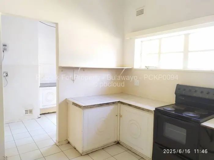 3 Bedroom House for Sale in Kumalo, Bulawayo