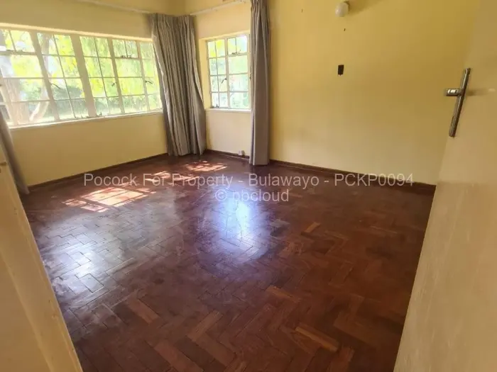 3 Bedroom House for Sale in Kumalo, Bulawayo