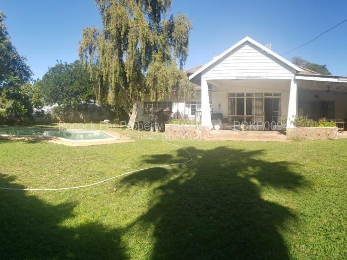 3 Bedroom House for Sale in Kumalo, Bulawayo