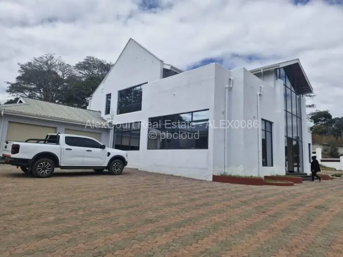 Townhouse/Complex/Cluster for Sale in Borrowdale Brooke, Harare