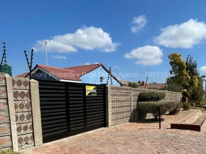 3 Bedroom House to Rent in Msasa Park, Harare