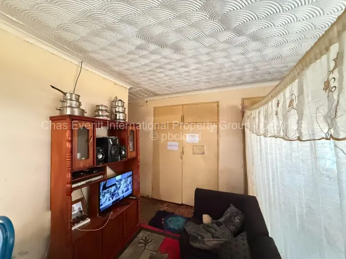 3 Bedroom House for Sale in Zimre Park, Harare