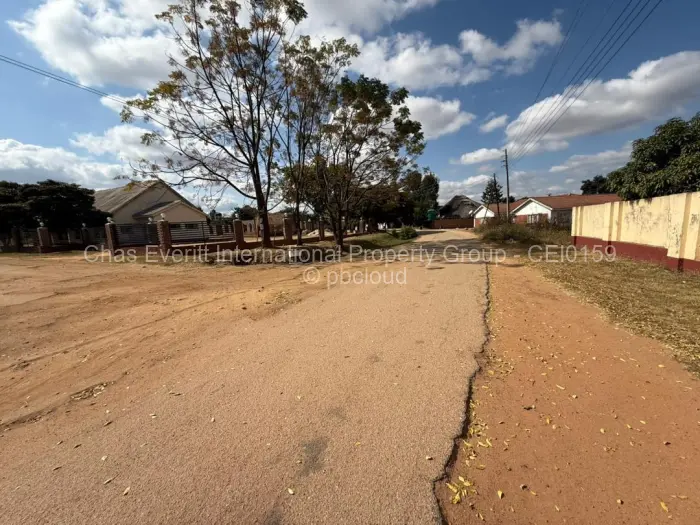 3 Bedroom House for Sale in Zimre Park, Harare