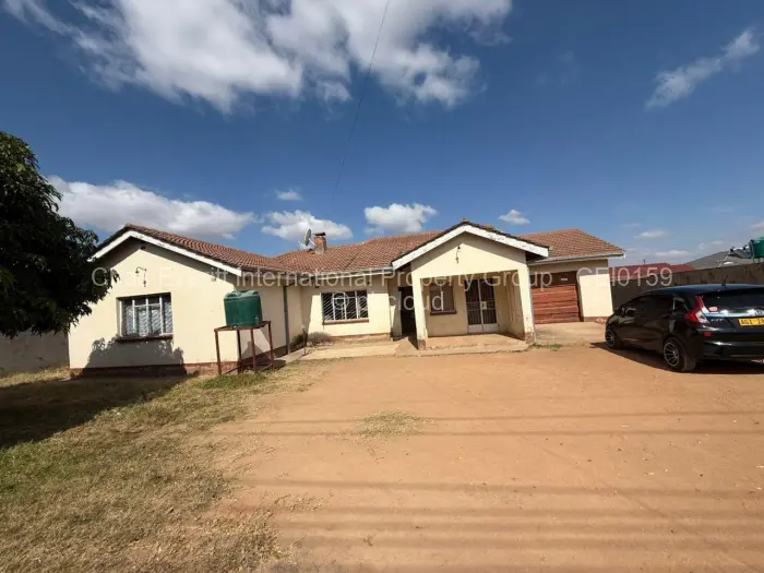 3 Bedroom House for Sale in Zimre Park, Harare