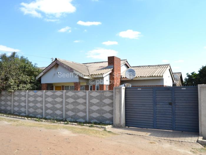 4 Bedroom House for Sale in Glen View, Harare