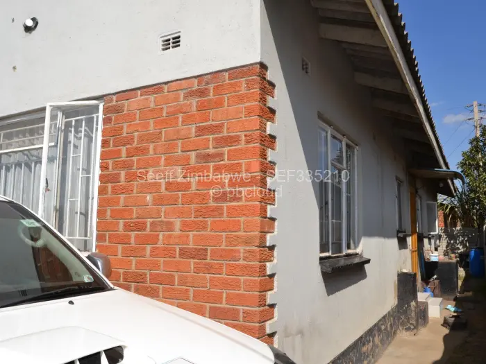 4 Bedroom House for Sale in Glen View, Harare