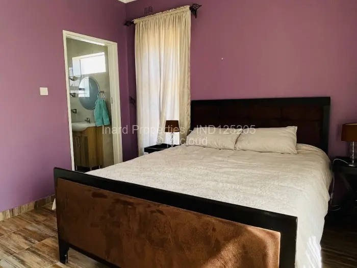 3 Bedroom House to Rent in Mount Pleasant