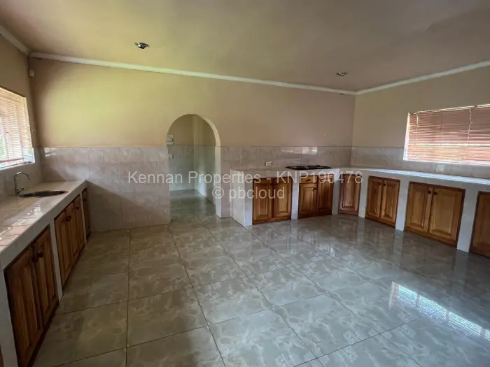 5 Bedroom House for Sale in Ballantyne Park, Harare