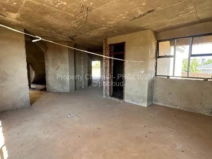 8 Bedroom House for Sale in Brookeview, Harare
