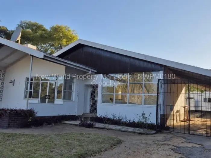 3 Bedroom House for Sale in Burnside, Bulawayo