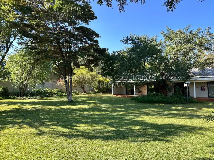 Commercial Property to Rent in Vainona