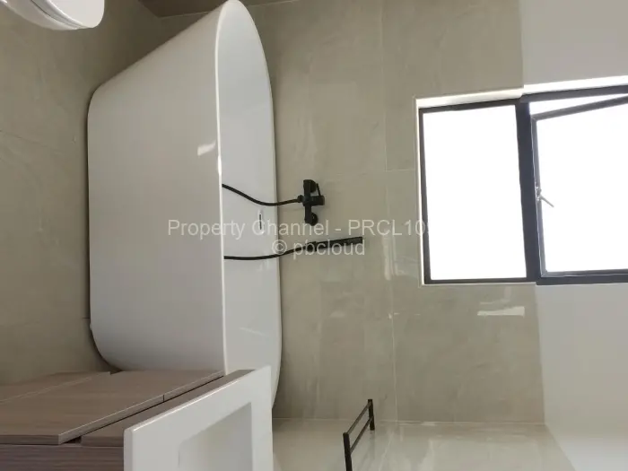 Townhouse/Cluster for Sale in Monavale, Harare