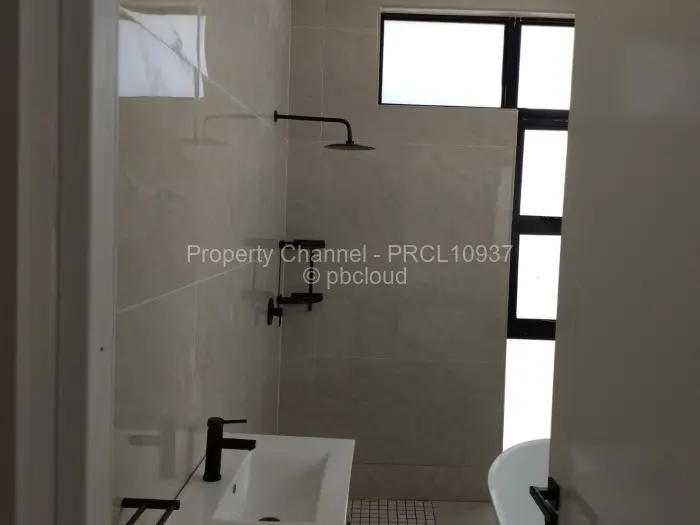 Townhouse/Cluster for Sale in Monavale, Harare