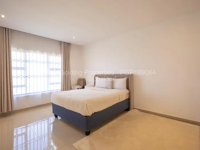 6 Bedroom House for Sale in Norton, Norton