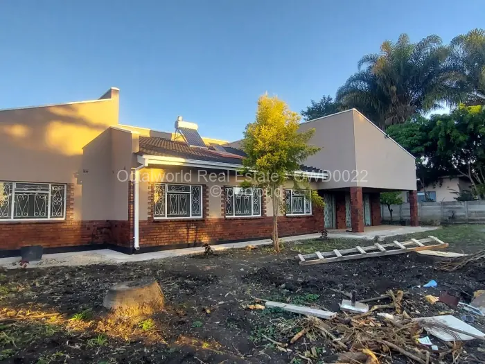 4 Bedroom House to Rent in Marlborough, Harare